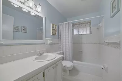 500 S Luna Court #4, Hollywood, FL 33021 - Photo 14