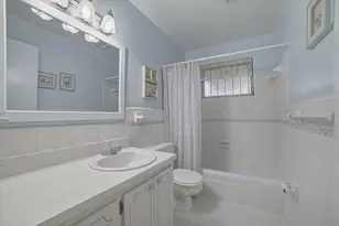 500 S Luna Ct, Hollywood, FL 33021 - Photo 14