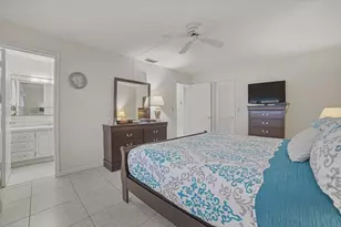 500 S Luna Ct, Hollywood, FL 33021 - Photo 16