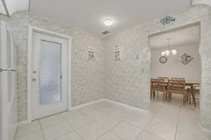 500 S Luna Ct, Hollywood, FL 33021 - Photo 12