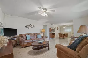 500 S Luna Ct, Hollywood, FL 33021 - Photo 6