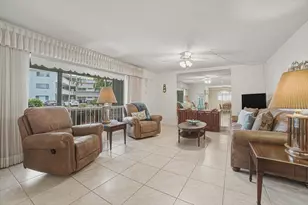 500 S Luna Ct, Hollywood, FL 33021 - Photo 8