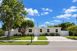 1388 NE 54th St, Pompano Beach, FL 33064 - Photo 2