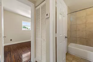 1388 NE 54th St, Pompano Beach, FL 33064 - Photo 22