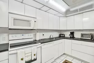 2940 N Course Dr, Pompano Beach, FL 33069 - Photo 12