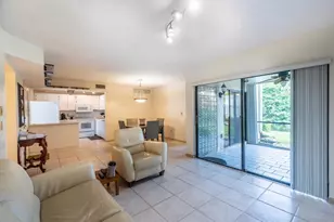 9819 NW 3rd Ct, Plantation, FL 33324 - Photo 2