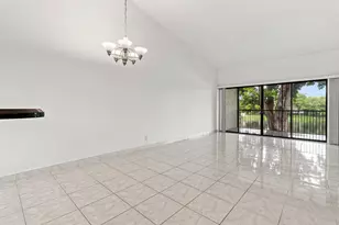 2051 SW 15th St, Deerfield Beach, FL 33442 - Photo 8