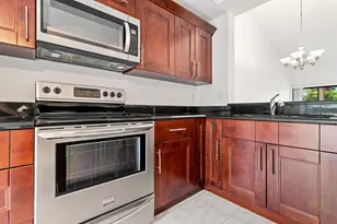 2051 SW 15th St, Deerfield Beach, FL 33442 - Photo 14