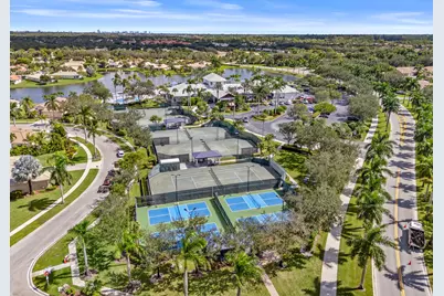 9566 Lantern Bay Circle, West Palm Beach, FL 33411 - Photo 32