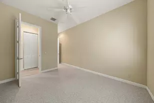9566 Lantern Bay Cir, West Palm Beach, FL 33411 - Photo 18