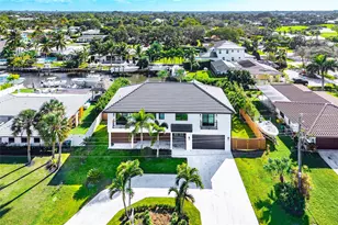 8 Leeward Cir, Tequesta, FL 33469 - Photo 2