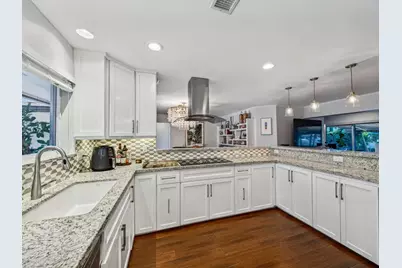 2125 NE 17th Terrace, Wilton Manors, FL 33305 - Photo 6