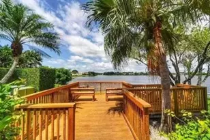 1906 Capeside Cir, Wellington, FL 33414 - Photo 16