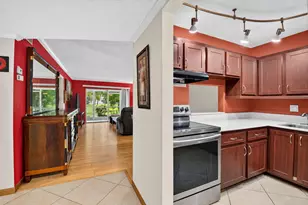 2700 Casita Way W, Delray Beach, FL 33445 - Photo 14