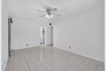 211 Country Lane #A, Boynton Beach, FL 33435 - Photo 22