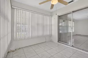 211 Country Ln, Boynton Beach, FL 33435 - Photo 8