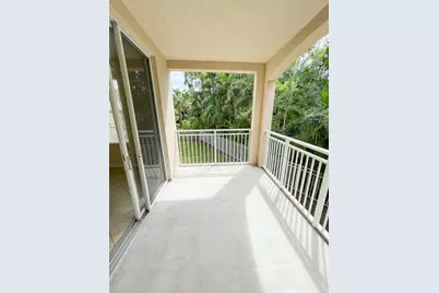6458 Emerald Dunes Drive #208, West Palm Beach, FL 33411 - Photo 16