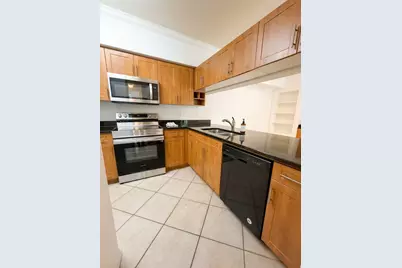6458 Emerald Dunes Drive #208, West Palm Beach, FL 33411 - Photo 6