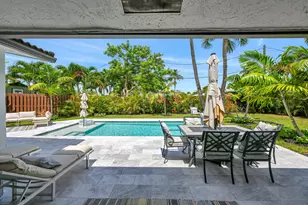 1011 SE 2nd Ave, Pompano Beach, FL 33060 - Photo 2