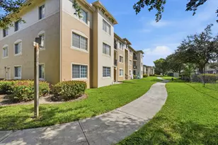 1400 Crestwood Ct S, Royal Palm Beach, FL 33411 - Photo 46