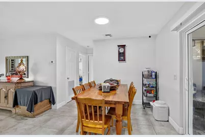 103 SW 14th Street, Deerfield Beach, FL 33441 - Photo 10