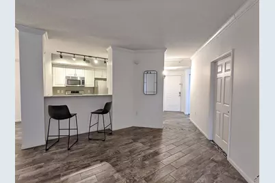 630 S Sapodilla Avenue #308, West Palm Beach, FL 33401 - Photo 2