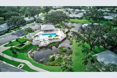 829 Club Drive, Palm Beach Gardens, FL 33418 - Photo 2