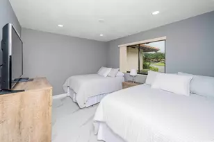 829 Club Dr, Palm Beach Gardens, FL 33418 - Photo 16