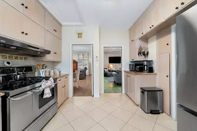 1102 Seaspray Avenue, Delray Beach, FL 33483 - Photo 12