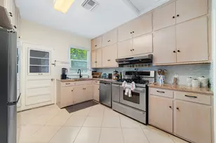 1102 Seaspray Ave, Delray Beach, FL 33483 - Photo 10