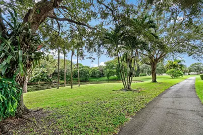 5087 Oakhill Lane, Delray Beach, FL 33484 - Photo 24