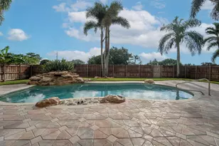 5581 Descartes Cir, Boynton Beach, FL 33472 - Photo 34