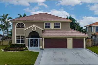 5581 Descartes Circle, Boynton Beach, FL 33472 - Photo 2