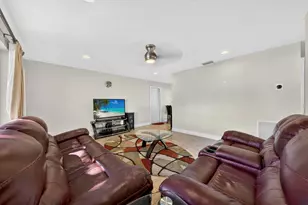 4821 SW 18th St, Fort Lauderdale, FL 33317 - Photo 16