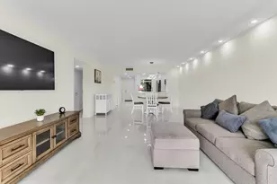 7320 Amberly Ln, Delray Beach, FL 33446 - Photo 14