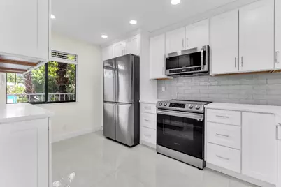 7320 Amberly Lane #208, Delray Beach, FL 33446 - Photo 4