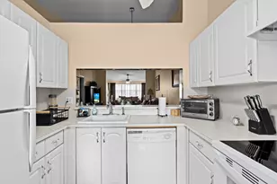 7593 Tahiti Ln, Greenacres, FL 33467 - Photo 8