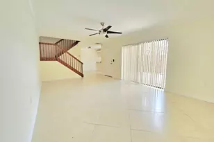 710 Mill Valley Pl, West Palm Beach, FL 33409 - Photo 4