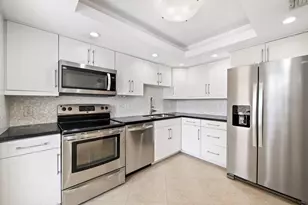 2851 S Palm Aire Dr, Pompano Beach, FL 33069 - Photo 1