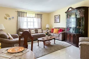 5846 Blueberry Ct, Lauderhill, FL 33313 - Photo 2