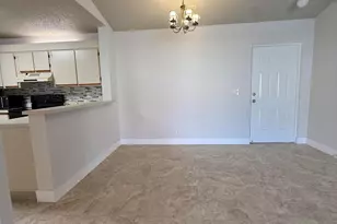 5741 Riverside Dr, Coral Springs, FL 33067 - Photo 6