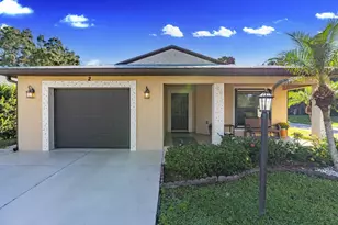 2 S Granada Ln, Port Saint Lucie, FL 34952 - Photo 1