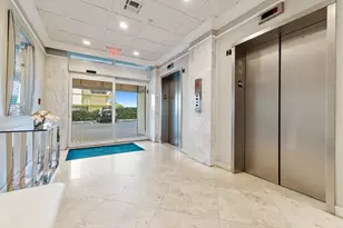 5440 N Ocean Dr, Singer Island, FL 33404 - Photo 48