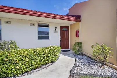 109 Lake Barbara Drive, West Palm Beach, FL 33411 - Photo 4