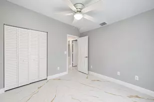 1749 SE Vesthaven Ct, Port Saint Lucie, FL 34952 - Photo 22