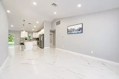 1749 SE Vesthaven Court, Port Saint Lucie, FL 34952 - Photo 6