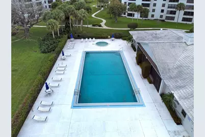 3516 Whitehall Drive #106, West Palm Beach, FL 33401 - Photo 16