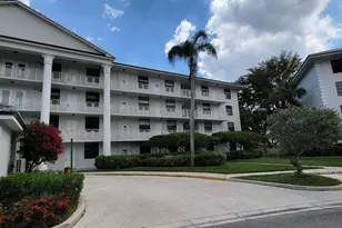 3516 Whitehall Dr, West Palm Beach, FL 33401 - Photo 1