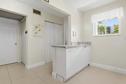 7400 NW 17th Street #202, Plantation, FL 33313 - Photo 12