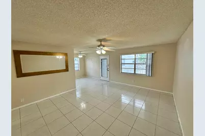 811 Flanders Q, Delray Beach, FL 33484 - Photo 2